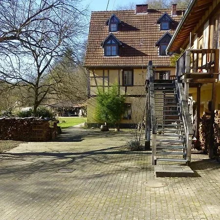 Lindenblatt ' Right Urbar (Rhein-Hunsruck)