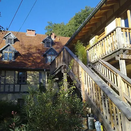 Lindenblatt ' Right * Urbar (Rhein-Hunsruck)